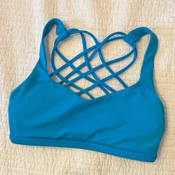 Lululemon Free to Be Sports Bra - Picture 3 of 4